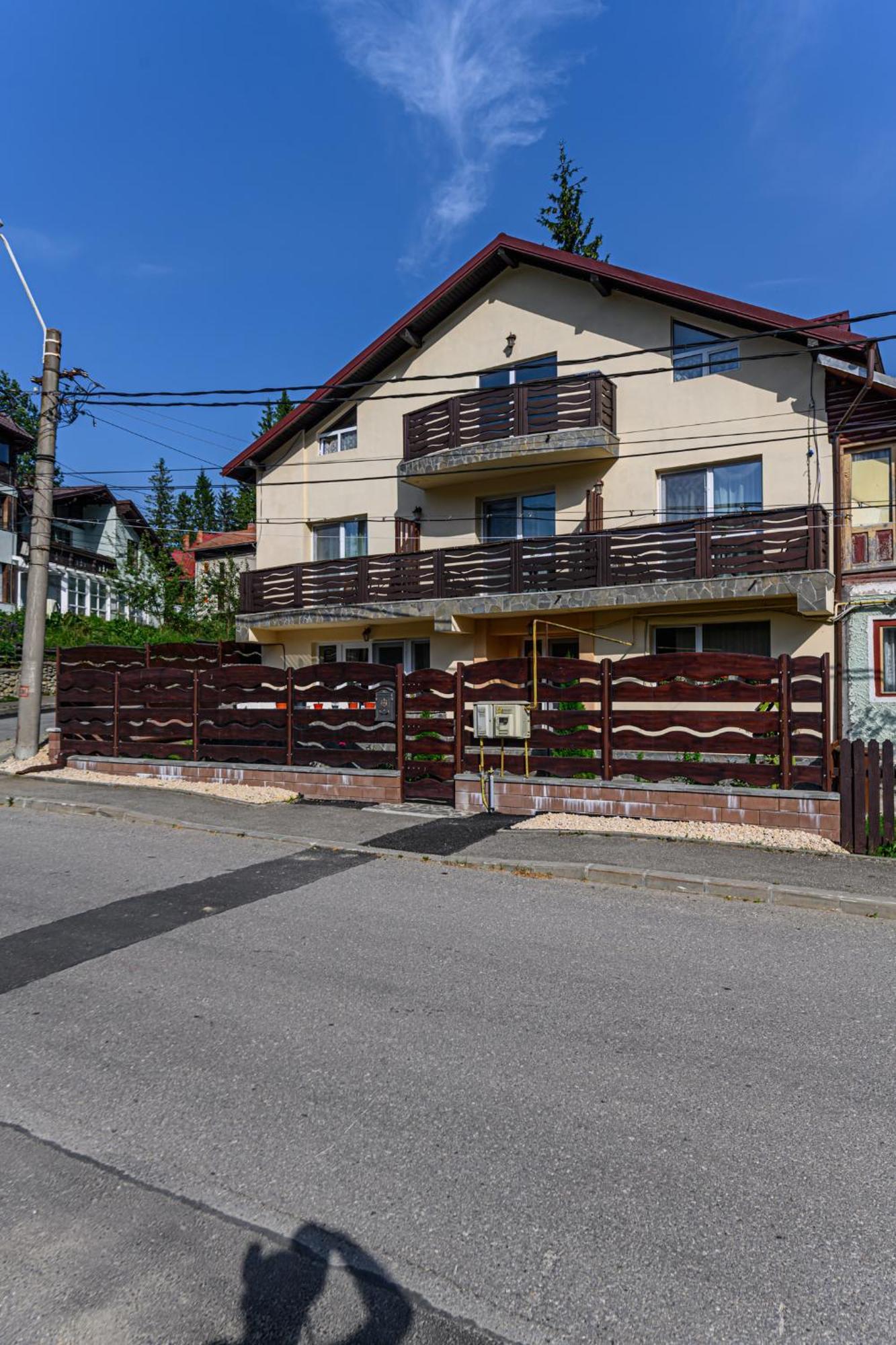 Buşteni Casa Ramino酒店 外观 照片